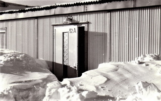 Unsere Wohnunterkunft Typ:Dölbau, Februar 1985